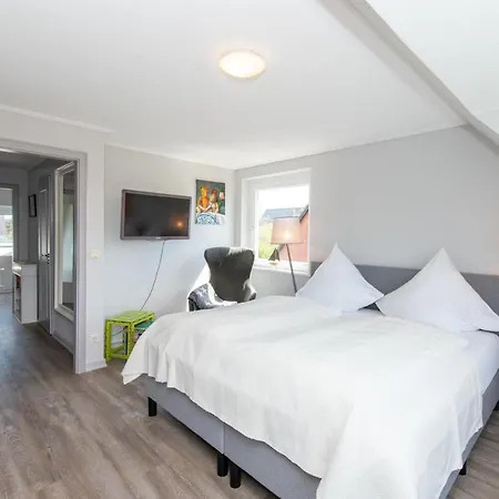 Holiday home Haus 32 *